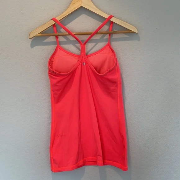 lululemon Power Y Tank Size 8 - Picture 3 of 5